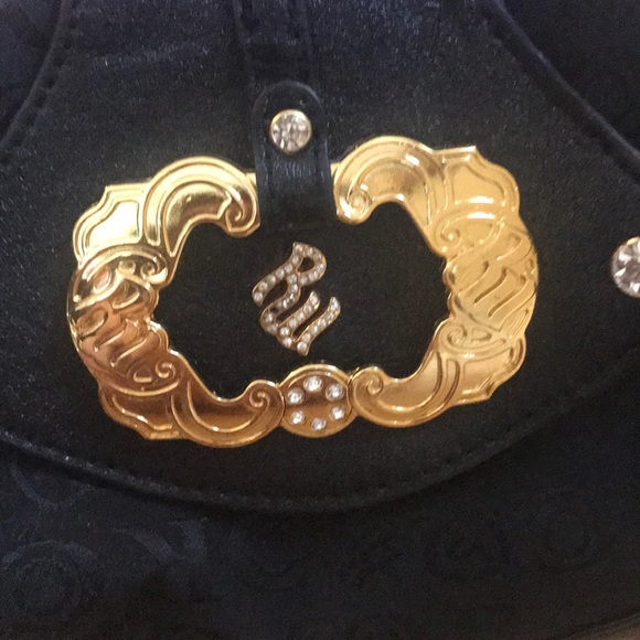 Nice black and gold bag - Picture 2 of 4